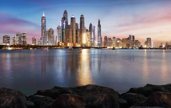 Marina Dubai Desde Palm Jumeriah Por Noche Emiratos Árabes Unidos — Foto de Stock