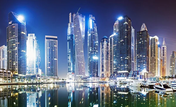 Dubai Canal Marina Skyline Panorama Por Noche Emiratos Árabes Unidos — Foto de Stock