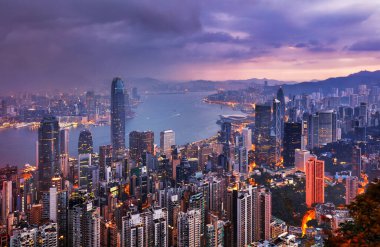 Victoria tepesinden Hong Kong silueti