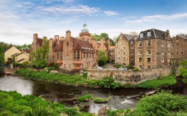 İskoçya manzarası - Edinburgh 'daki Dean Village Panorama dramatik gün batımı, İngiltere