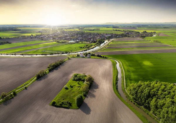 Tramonto Sul Campo Primaverile Con Villaggio Slovacchia Drone Vista — Foto Stock