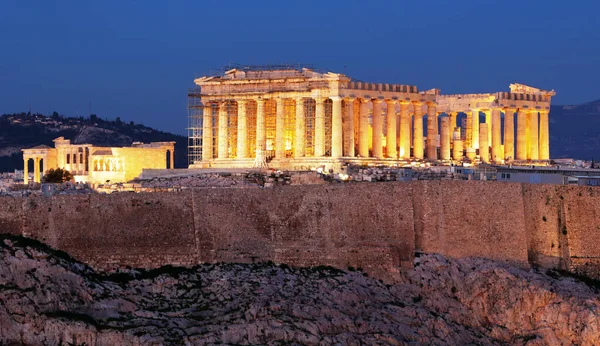 Acropolis Hill Świątynię Partenon Atenach Nocy Grecja — Zdjęcie stockowe