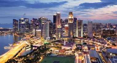 Singapur 'un Panorama' sı Gece Ufuk Çizgisi, Marina Körfezi