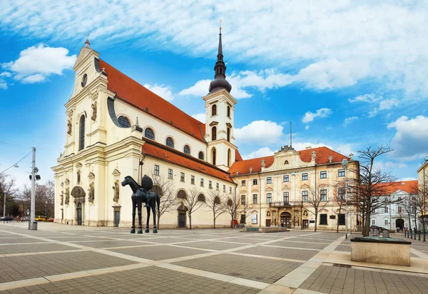 stock image Brno - Church of St. Thomas and Moravian Gallery and Equestrian statue of margrave Jobst of Luxembourg, Czech Republic