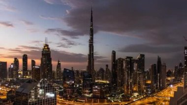 Dubai - Trafik, hava manzaralı şehir manzarasının zaman aşımı, BAE