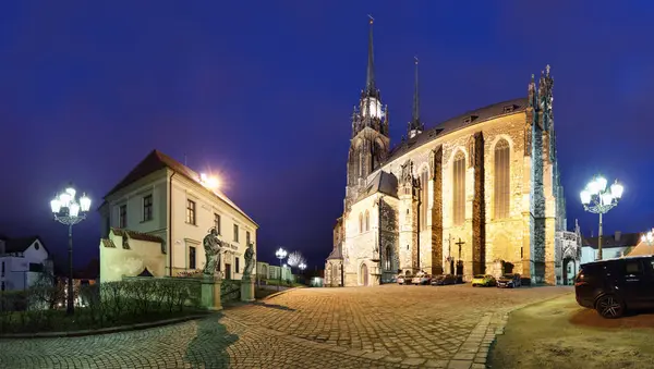 Петров Собор Святого Петра Павла Город Брно Чехия Европа Ночное Стоковое Изображение