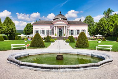 Avusturya, Melk Abbey 'deki bahçeye bak.