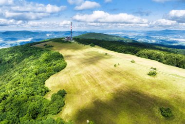 Velka Javorina 'daki kule İHA, Slovakya' dan