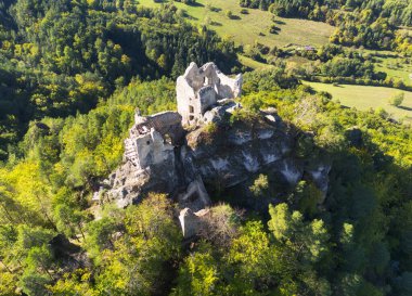 İnsansız hava aracı, Slovakya 'dan Hricov kalesi harabesi
