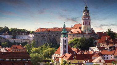 Cesky Krumlov dramatik gün batımında - Çek Cumhuriyeti
