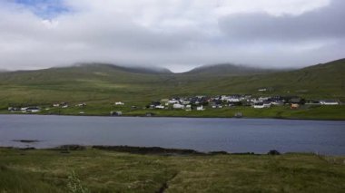 Oyrarbakki köyünün zaman aşımı ve Faroe Adaları 'ndaki Eysturoy ve Streymoy adalarını birbirine bağlayan köprü.