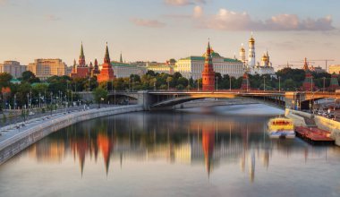 Rusya, Moskova şehir manzarası gün batımında