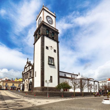 St. Sebastian kule Kilisesi (Igreja Matriz de Sao Sebastiao) Ponta Delgada, San Miguel, Azores, Portekiz Özerk Bölgesi.