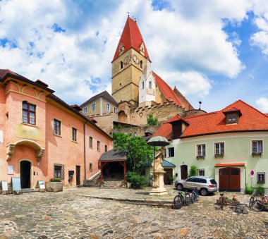 Weissenkirchen tarihi köyü şarapta yer almaktadır - büyüyen bölge, Aşağı Avusturya manzarası