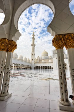 Abu Dabi, BAE 'deki güzel Şeyh Zayed Büyük Camii