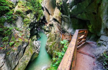 Yukarı Avusturya'nın Salzkammergut bölgesinde bautiful, enerjik Lammerklamm Gorge