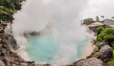 umi jigoku kaplıcası Beppu, Kyushu, Japonya 'da