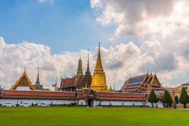 Büyük Saray ve Zümrüt Buda Tapınağı Bangkok, Tayland 'ın merkezinde.