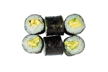 Suşi seti, beyaz bir zemin üzerinde rulo