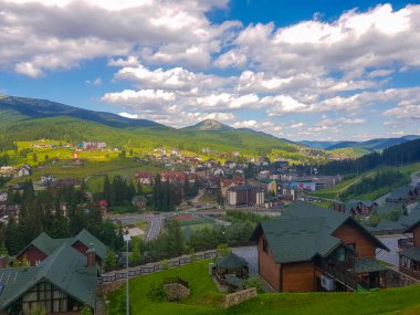 Dağlardaki köy, Ukrayna