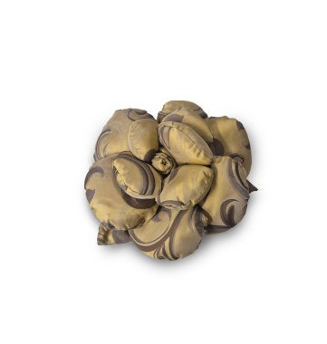 Gül şeklinde dekoratif yastık.