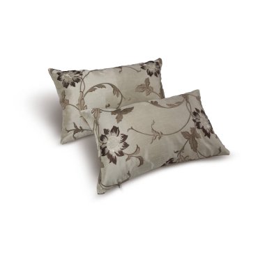 Beyaz arka planda dekoratif yastıklar.