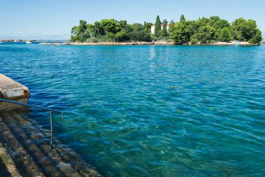 Kali Ugljan adası turkuaz denizi, Ugljan Adası, Preko, Dalmaçya, Hırvatistan