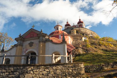 Sonbaharda Banska Stiavnica, Barok Calvary, Slovakya, Banska Stiavnica UNESCO 'nun tarihi kenti