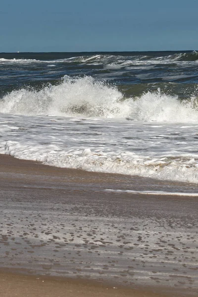 Atlantský Oceán Překypující Energií Odpoledne Assateague Usa — Stock fotografie