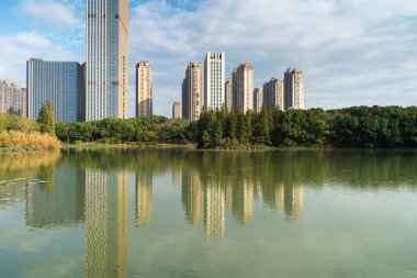 Çin 'deki Lakeside modern ofis binası