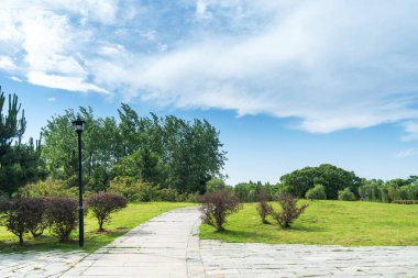 Çin 'deki Şehir Parkı yolu.