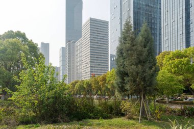 Şehrin gündüz görüntüsü ufuk çizgisi