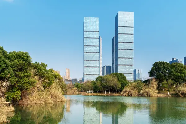 Çin 'deki Lakeside modern ofis binası