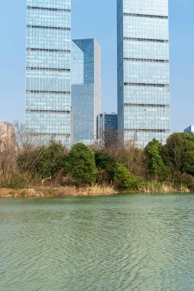 Çin 'deki Lakeside modern ofis binası