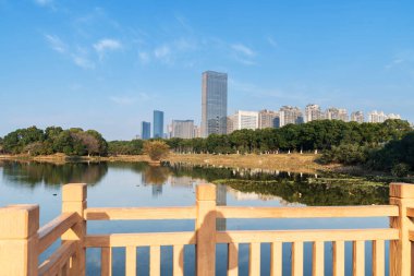 Çin 'deki Lakeside modern ofis binası