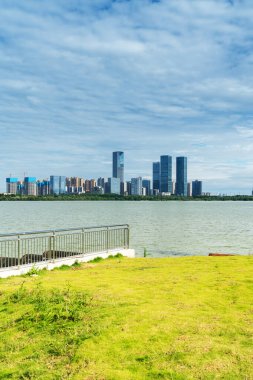 Çin 'deki Lakeside modern ofis binası