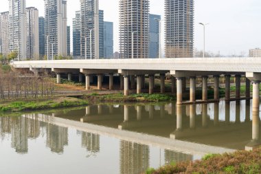 Çin 'deki Lakeside modern ofis binası