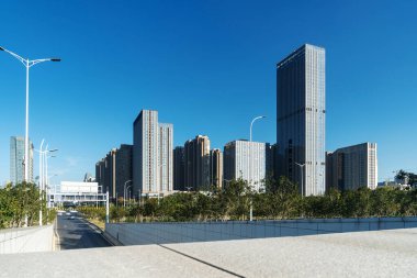 Şehrin gündüz görüntüsü ufuk çizgisi