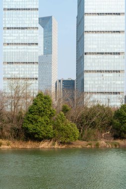 Çin 'deki Lakeside modern ofis binası