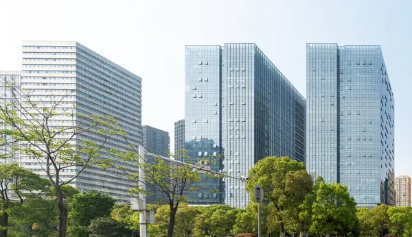 Şehrin gündüz görüntüsü ufuk çizgisi