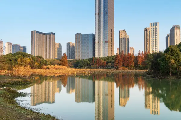 Çin 'deki Lakeside modern ofis binası