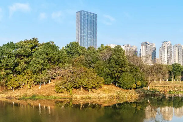 Çin 'deki Lakeside modern ofis binası