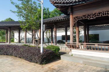 Çin 'deki klasik mimari koridoru.