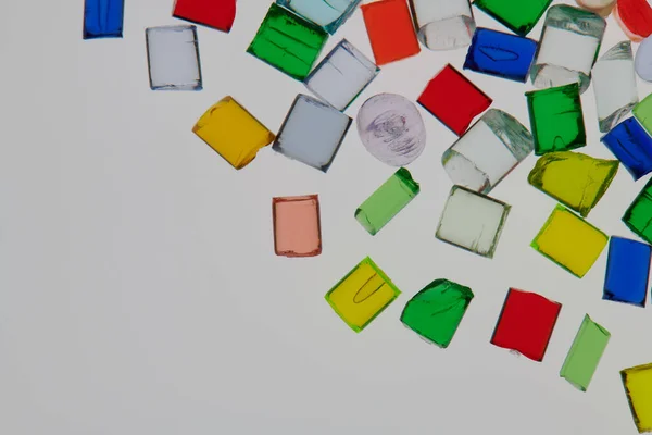 几种不同的透明彩色聚合物树脂 — 图库照片