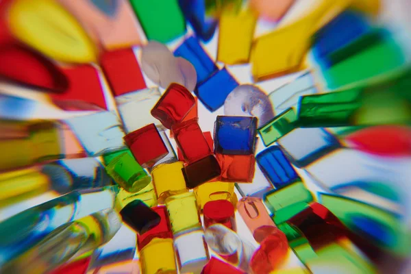 Графічне Зображення Різнокольорових Грануляторів Пластикових Смол Білому Тлі — стокове фото