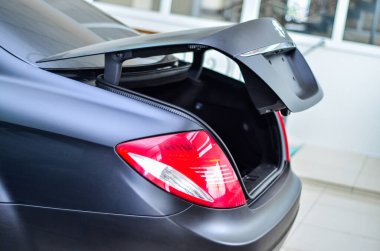 Mercedes-Benz CL mat, arka plan