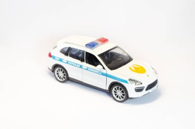 Model polis arabasını ölçeklendir