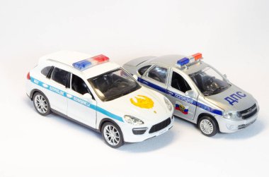 Model polis arabasını ölçeklendir