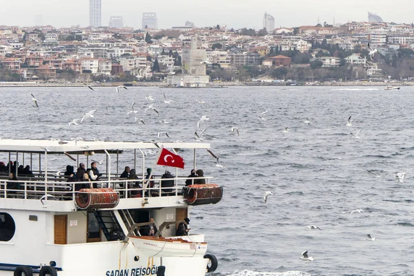 Close View Boat Trip Vessel Full Tourrists Istanbul Turkey — стоковое фото