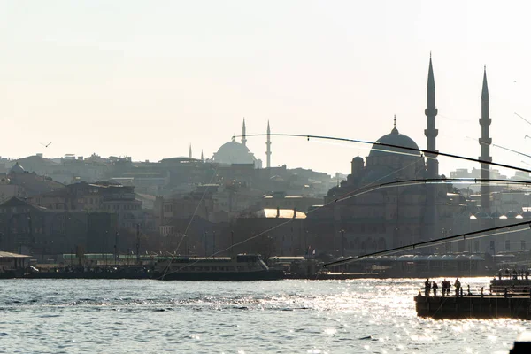View Galata Bridge New Mosque Istanbul Turkey —  Fotos de Stock